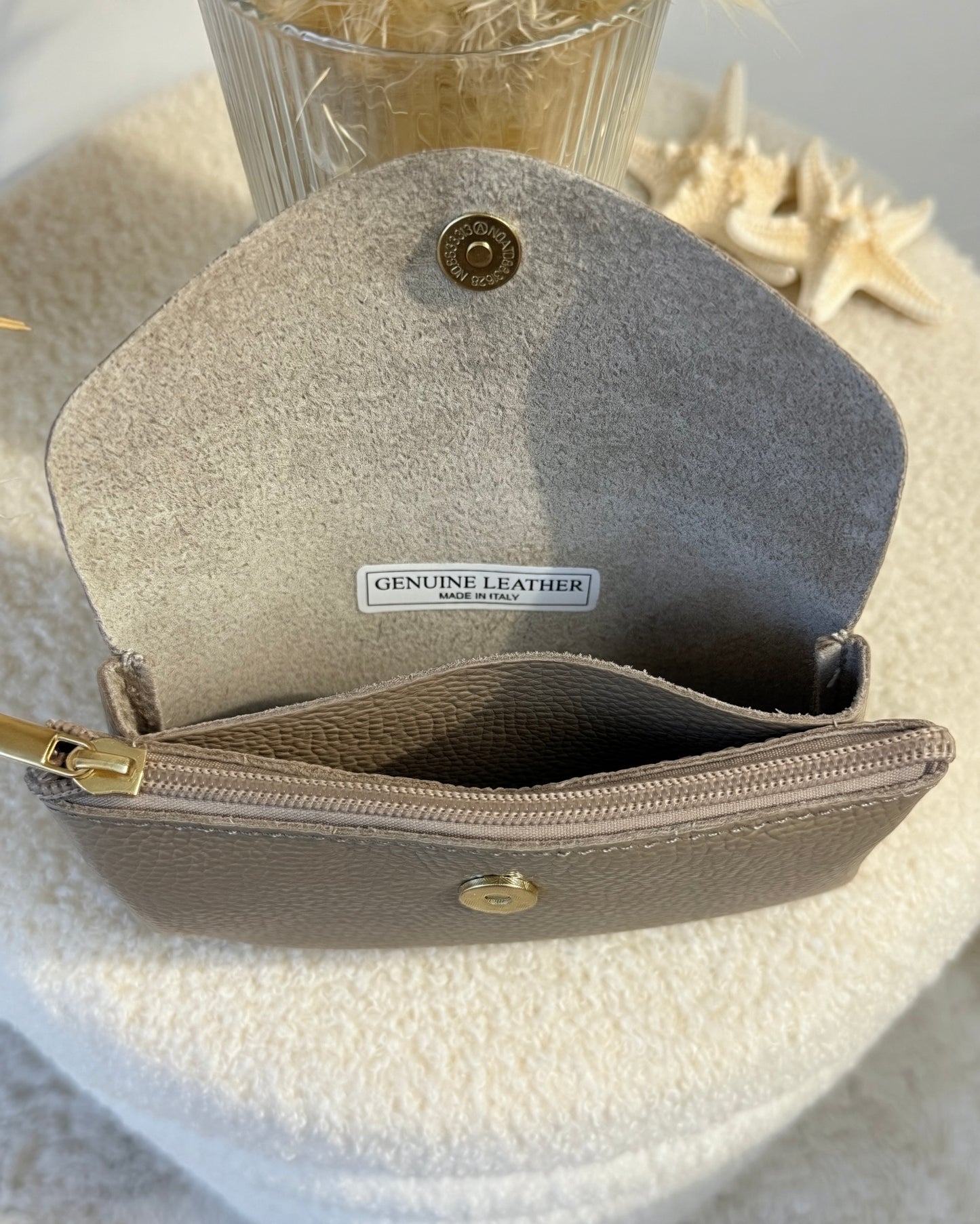 Porte monnaie en cuir grainé taupe