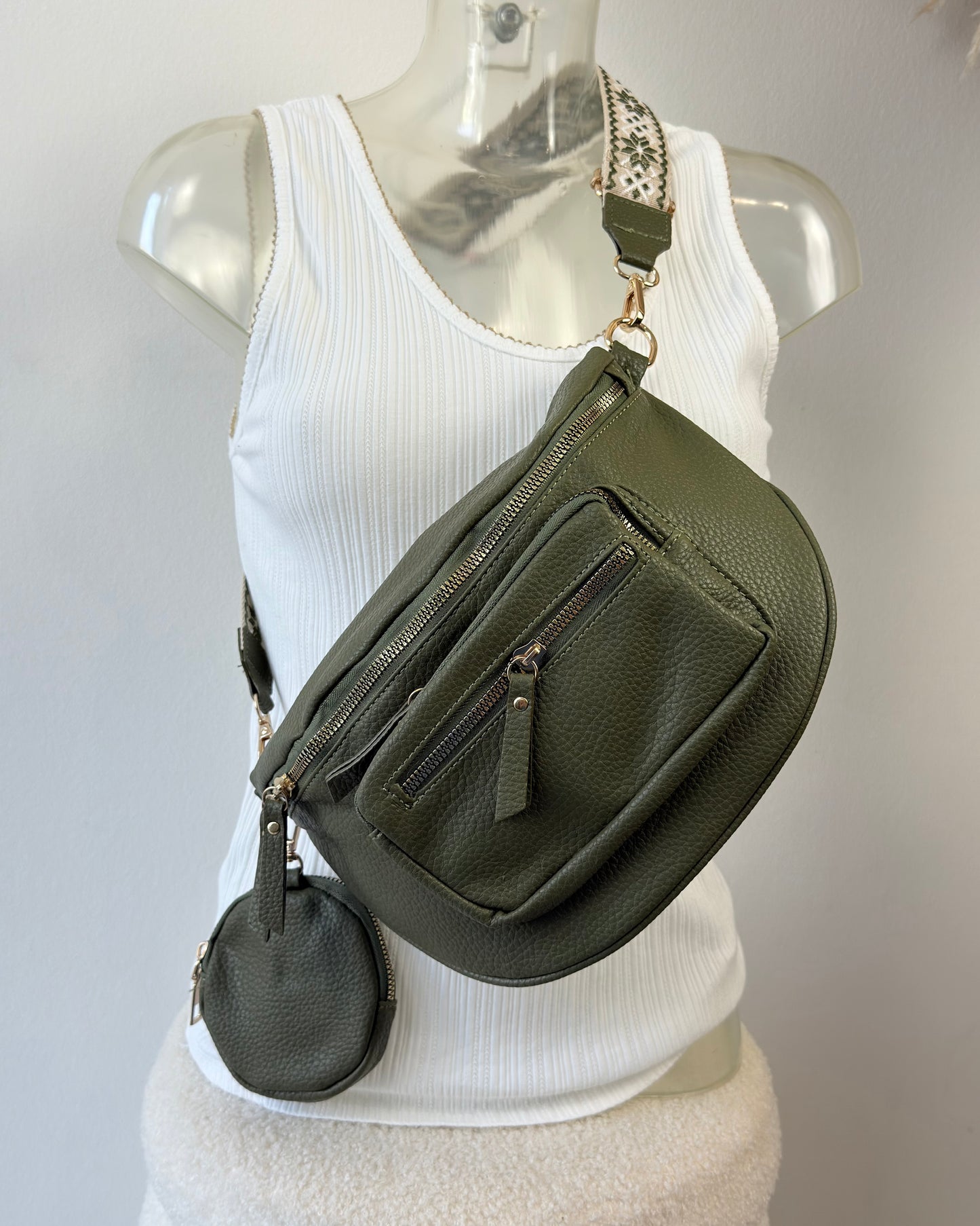 Sac banane camel effet grainé – Chic & pratique