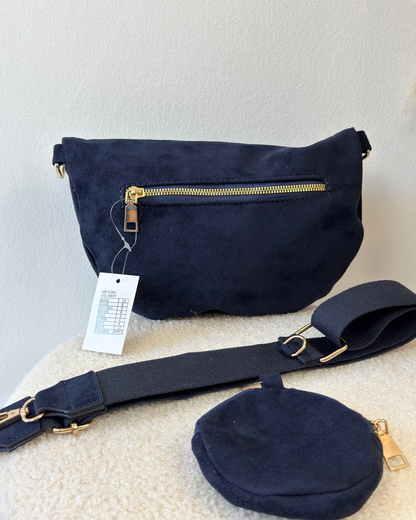 Banane suédine bleu marine