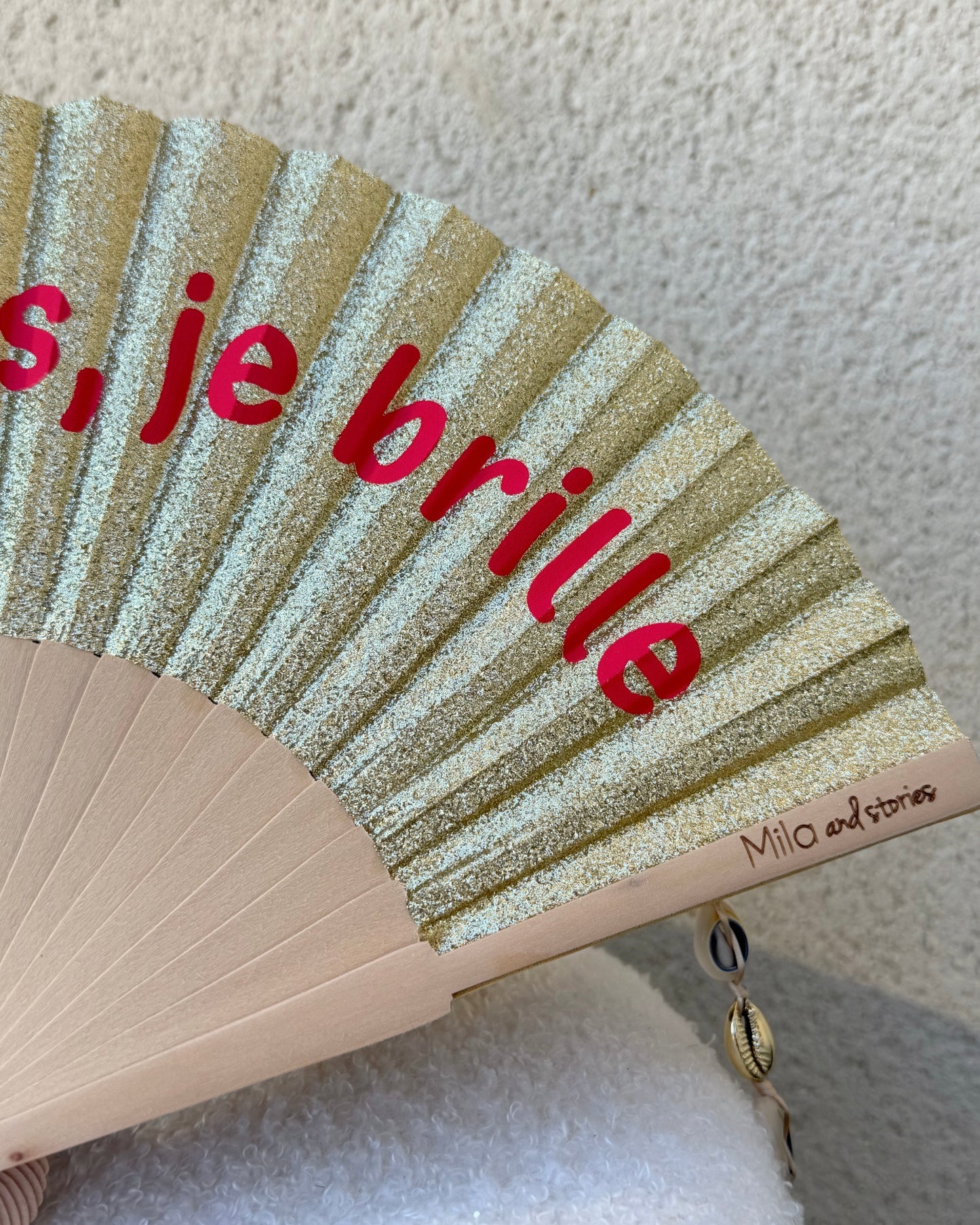 Éventail "Je ne sue pas, je brille"