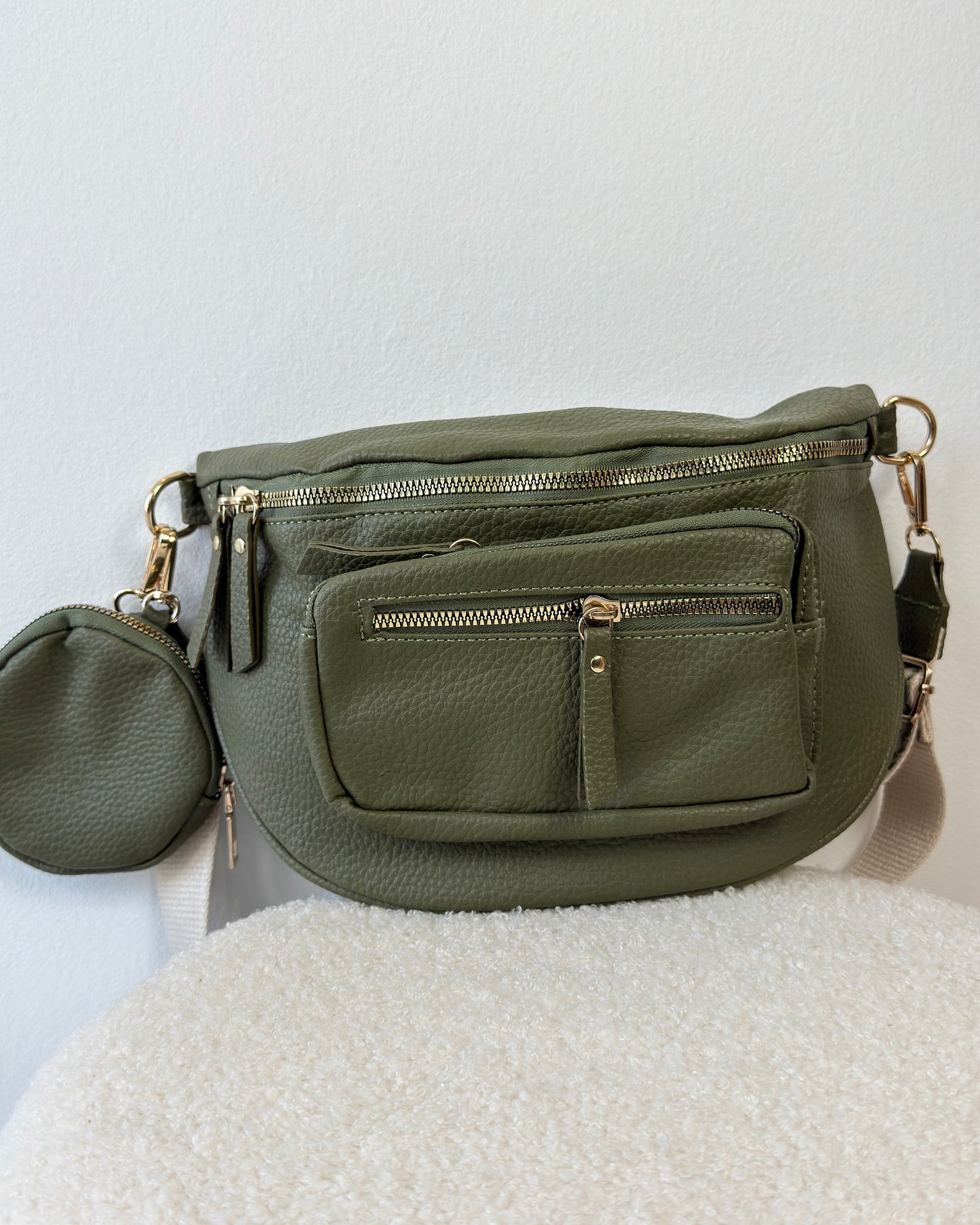 Sac banane camel effet grainé – Chic & pratique