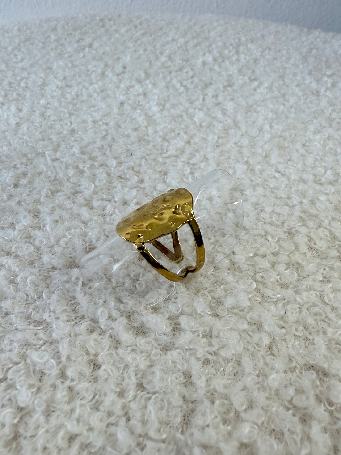 Bague martelée