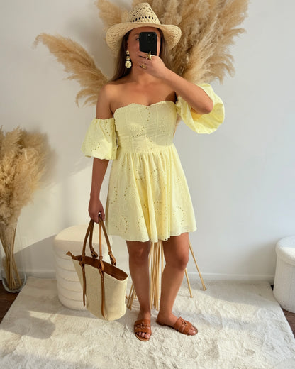 Robe Leila